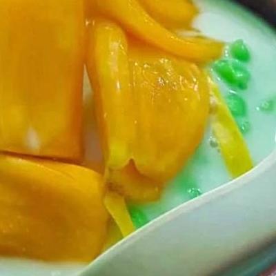 Wisata Kuliner Sidoarjo: Dawet Beras Segar dengan Topping Durian dan Tape
