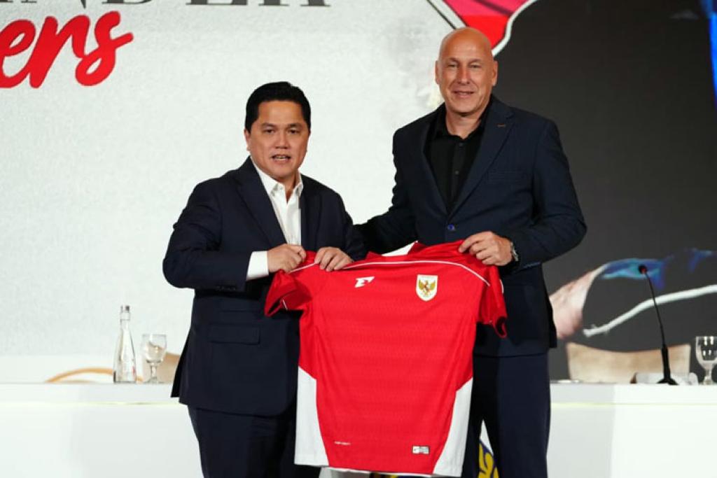Alexander Zwiers Resmi Jadi Direktur Teknik PSSI, Perkuat Fondasi Sepak Bola Indonesia