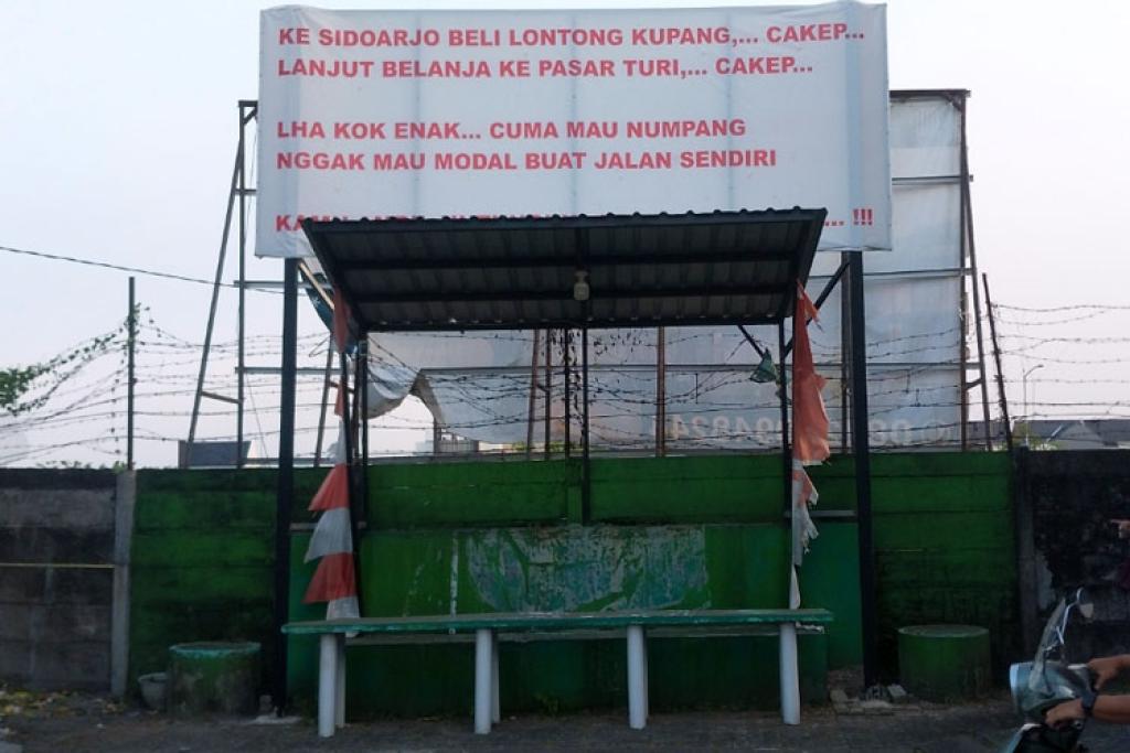 Warga Mutiara Regency Tolak Pembukaan Batas Kompleks Jadi Jalan Umum