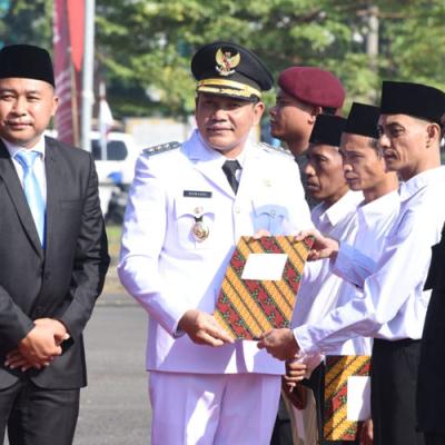 Pemkab Sidoarjo Bantu Mantan Napiter di Momen HUT ke-80 RI